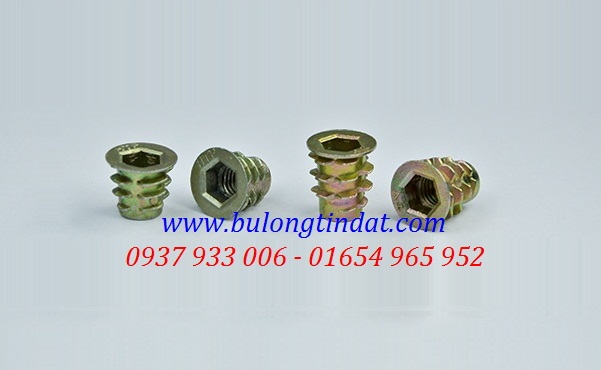 Tán cấy dính long đền
